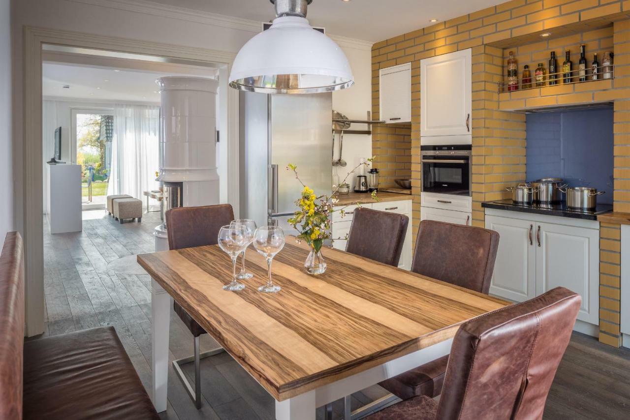 Villa Lotsenhaeuser Ruegen - Luxus Ferienhaus - 3 Schlafzimmer - Sauna - Dachterrasse Mit Boddenblick Breege Ngoại thất bức ảnh